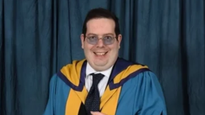 For 25 years, Andy Willis helped people in Banburyshire through hardship; the dyslexic campaigner has now won a national award for his work supporting vulnerable families