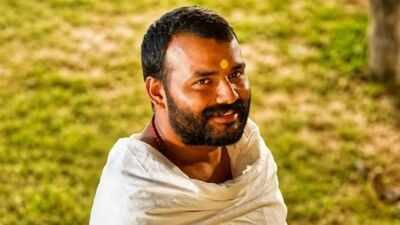 Hanuman Ansh Full Movie Collection: ‘Hanuman Ansh’ box office collection Day 59 [LIVE]: Vishal Chaturvedi and Shobhinaw Satyaa’s biopic on Neem Kaorli Baba holds strong in ninth week amid Ajay Devgn’s ‘Drishyam 3’, eyes Rs 325 crore India net milestone | Hindi Movie News