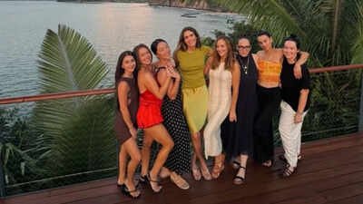 Hilary Duff posts about a ‘mom group chat’ getaway in Mexico with Mandy Moore, Gaby Dalkin, and others: ‘The group chat made it to the jungle’ |