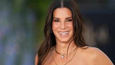 After Hurricane Katrina, Sandra Bullock helped rebuild a New Orleans school; in 2010, she helped fund its 0,000 medical and dental clinic, designed to provide free healthcare to students