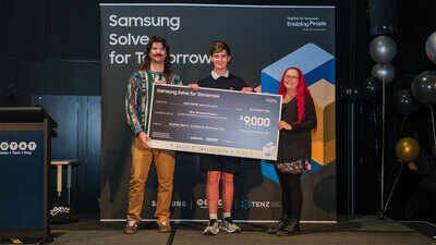 Inspired by his uncle’s struggle with speech, a teenage schoolboy develops a tool to help people join conversations