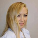 Quote of the day by Kate Hudson: ‘I’m pretty comfortable with my body. I’m imperfect… People are going to see them, but I take the view you only live once,’ the motivational quote on loving yourself for who you are |