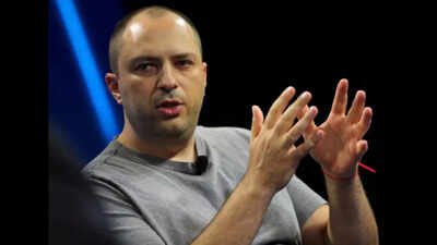 WhatsApp co-founder Jan Koum donated  million to help establish a Los Angeles school campus; on October 25, the new campus opened for grades 9–12, bringing the school’s total footprint to 28 acres
