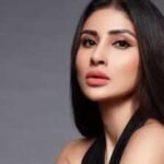 Mouni Roy turns 41; says ‘I know who’s mine’; celebrates with close friends; after separation from Suraj Nambiar | Hindi Movie News