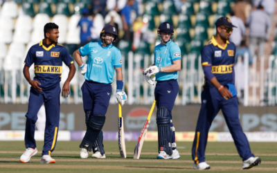 England 8/0 in 2.1 Overs