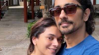 ‘My crucial half was born today’: Siddharth’s sweet birthday note for wife Aditi Rao Hydari | Hindi Movie News