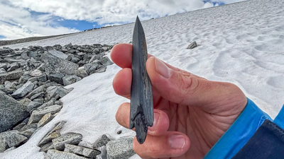 Norway’s rapidly melting Jotunheimen ice has revealed 48 prehistoric arrows; the oldest are 5,000-6,000 years old as archaeologists race to recover them before exposure destroys them