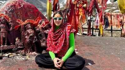 Sara Ali Khan in trouble for visiting Kedarnath temple, Islamic cleric issues ‘fatwa’, calls it ‘impermissible and haram’ under Sharia |