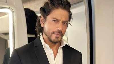 Shah Rukh Khan’s birthday plans change; no #SRKDAY event on November 2; ‘King’ work cited as reason – Reports | Hindi Movie News