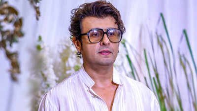 Sonu Nigam’s new property deal: Singer buys three commercial units in Mumbai’s Andheri West for Rs 17 crore – Report | Hindi Movie News
