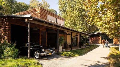 Steven Spielberg bought a 2.8-acre Los Angeles horse ranch for $5.75 million in 1999 and proposed a five-storey riding centre; after listing it for $29.9 million in September, the property has disappeared from listings