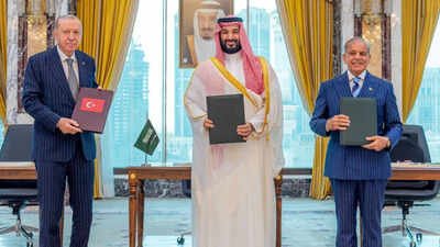 Pakistan Saudi Arabia Turkiye Defense Alliance: Pakistan, Saudi Arabia, Turkiye activate Mecca defence pact amid Houthi attacks