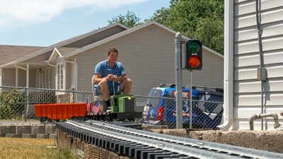 In 2015, Utah man Cory Mohl began building a backyard railroad; after 40,000 pounds of gravel and hundreds of hours, neighbours were riding it and he expected a final cost near $18,000