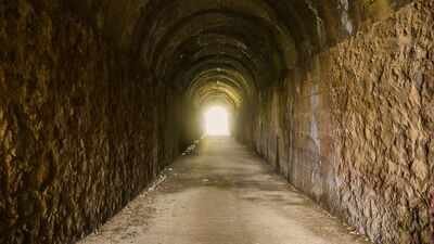 In 1907, New York’s subway company bought an 1847 Brooklyn townhouse and gutted it; more than a century later the restored-looking façade still hides a ventilation shaft and emergency exit for the tunnel below