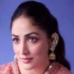 Yami Gautam serves festive elegance in a Rs 1.01 lakh red Anarkali with an embroidered Bandhani dupatta ahead of ‘Nayyi Navelli’ release on October 16 | Hindi Movie News