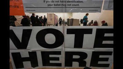Can you still vote today? When does early voting in midterms end in US?